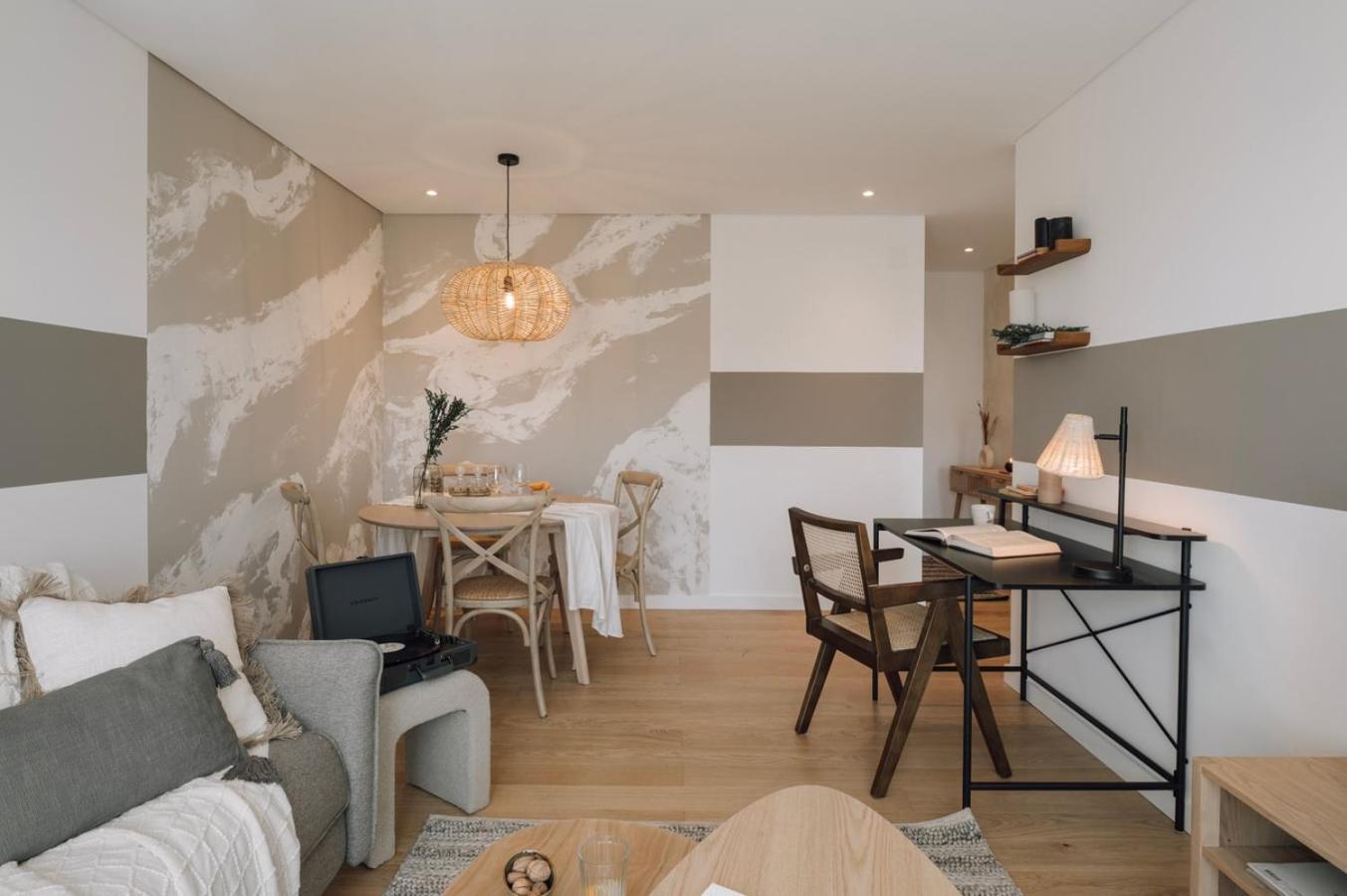 Lejlighed Ducenta - 1 Bedroom And Parking In Alvalade *